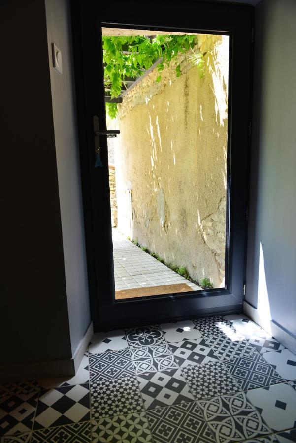 Chez Pique-Fesse Chambre D'Hote Saint-Martin-L'ars Екстериор снимка