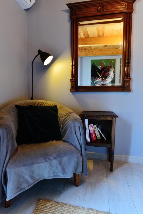 Chez Pique-Fesse Chambre D'Hote Saint-Martin-L'ars Екстериор снимка